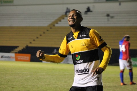 Itumbiara contrata o atacante Marcão, mais 7 jogadores   e tem Rodrigo Limírio como novo treinador