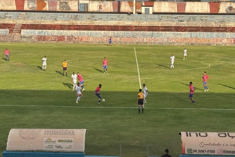 Gigante faz primeiro gol no campeonato goiano da terceira divisão, mas perde para a Aparecida por 4 a 1