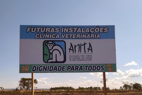 Em 3 anos, entidade teve indicação de R$ 1,5 milhão de emendas impositivas, teve empenho da metade,  mas não recebeu recursos para funcionar Clinica Veterinária