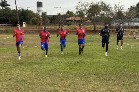 Itumbiara começa a preparação na Vila Olímpica para a disputa do campeonato Goiano da terceira divisão